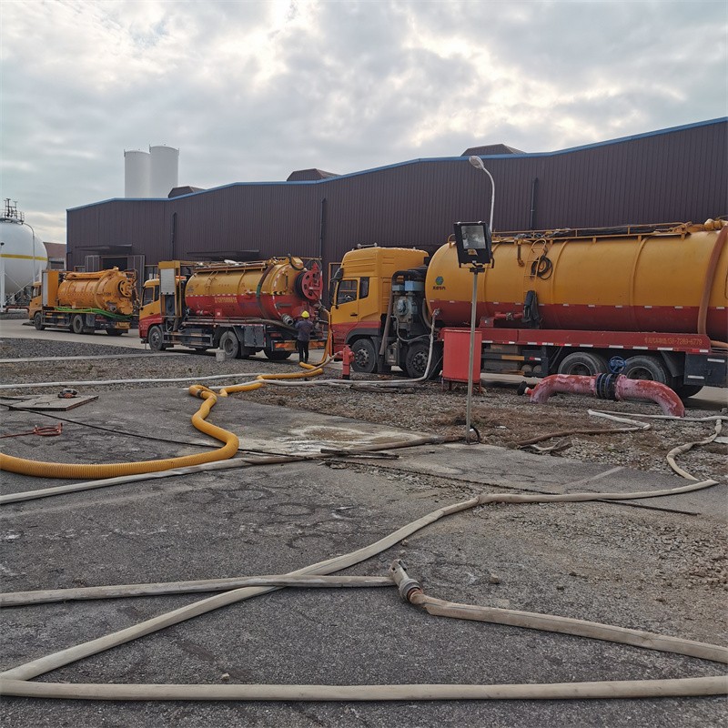 谯城污水池清理